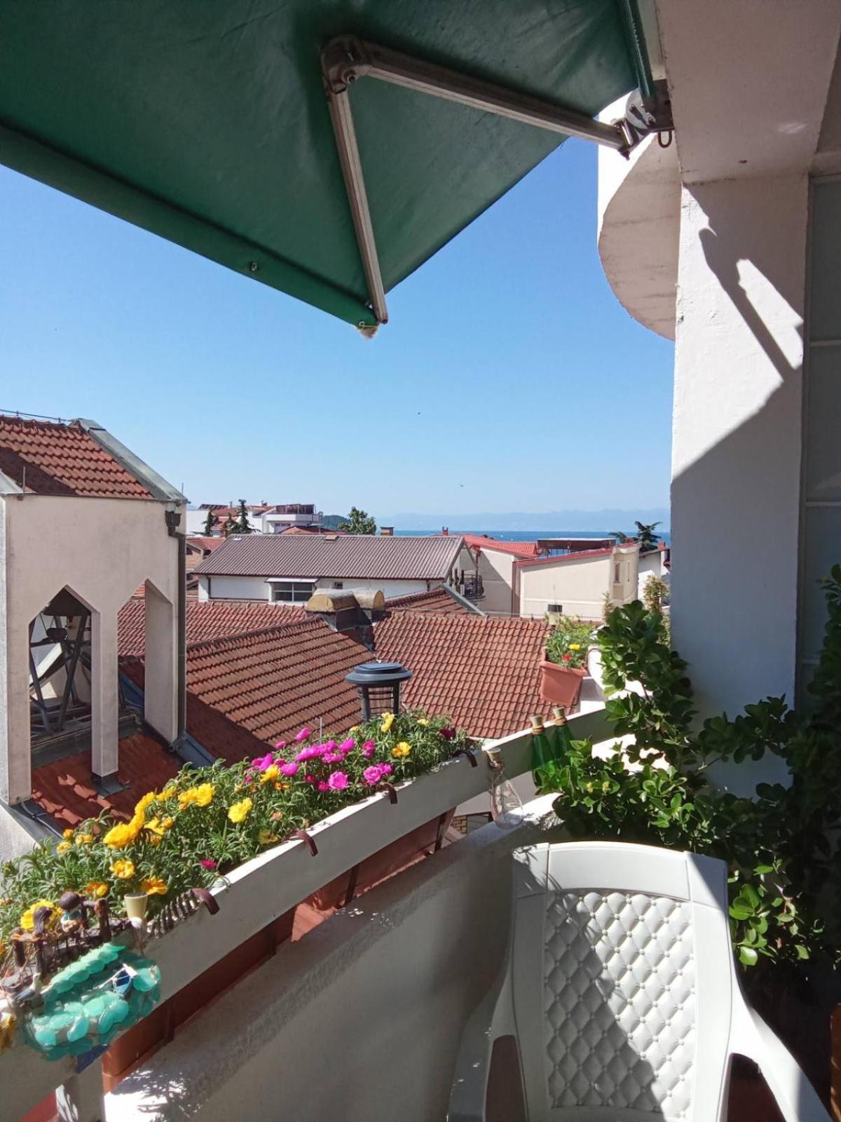 אוהריד Central Lakeside Apartment מראה חיצוני תמונה